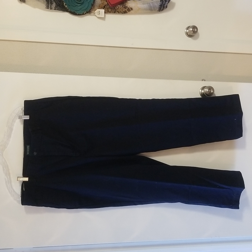 40x30 mens Dockers